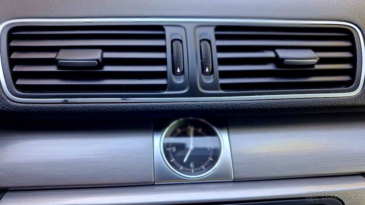 Volkswagen PASSAT - 11