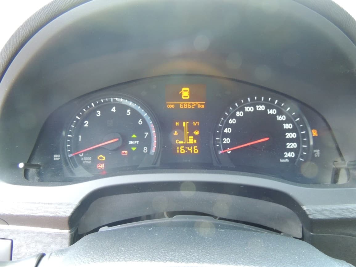 2012 Toyota AVENSIS - 11