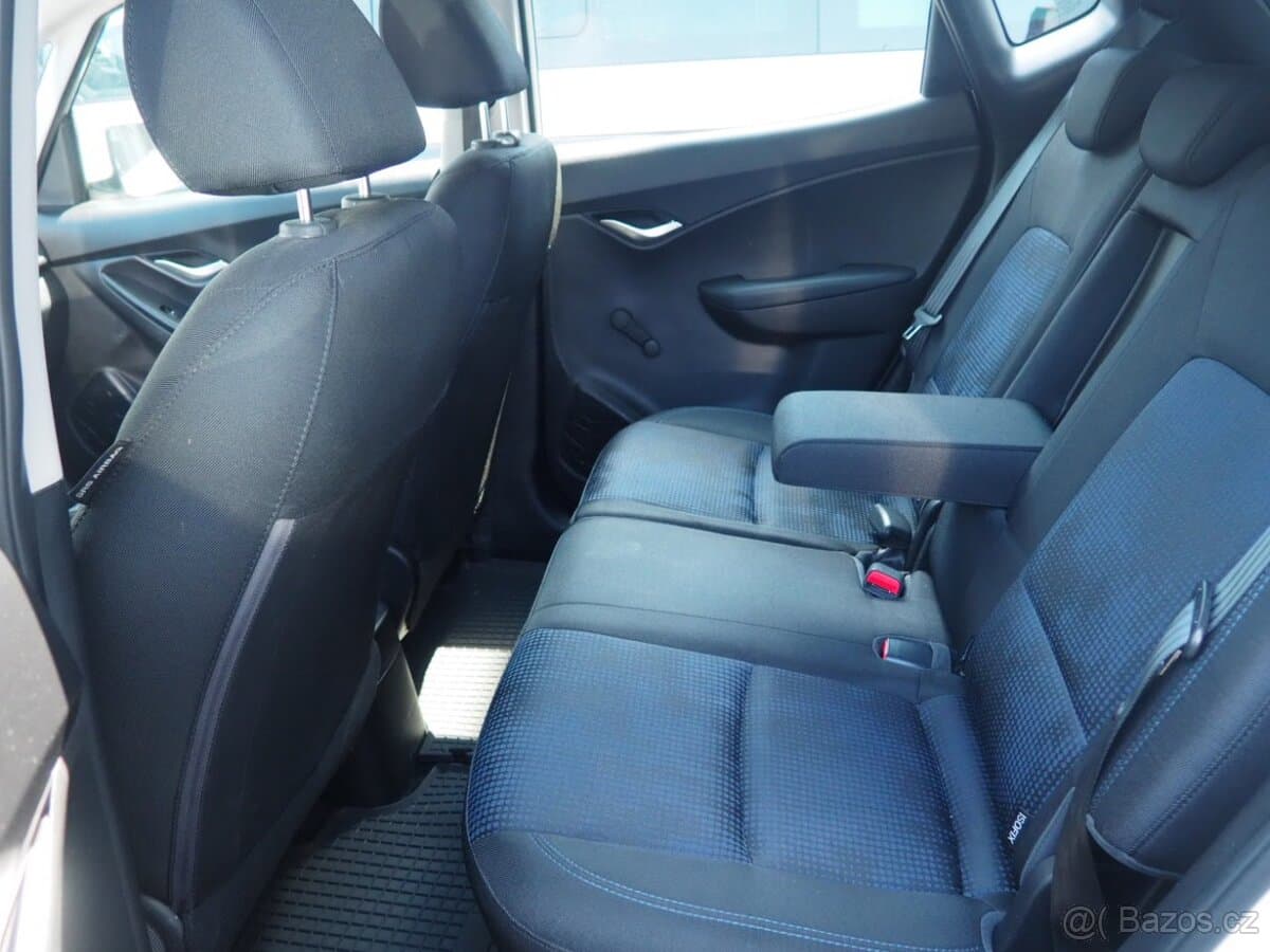 2014 Hyundai ix20 - 11