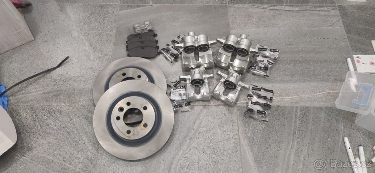 2005 Land Rover DISCOVERY - 11