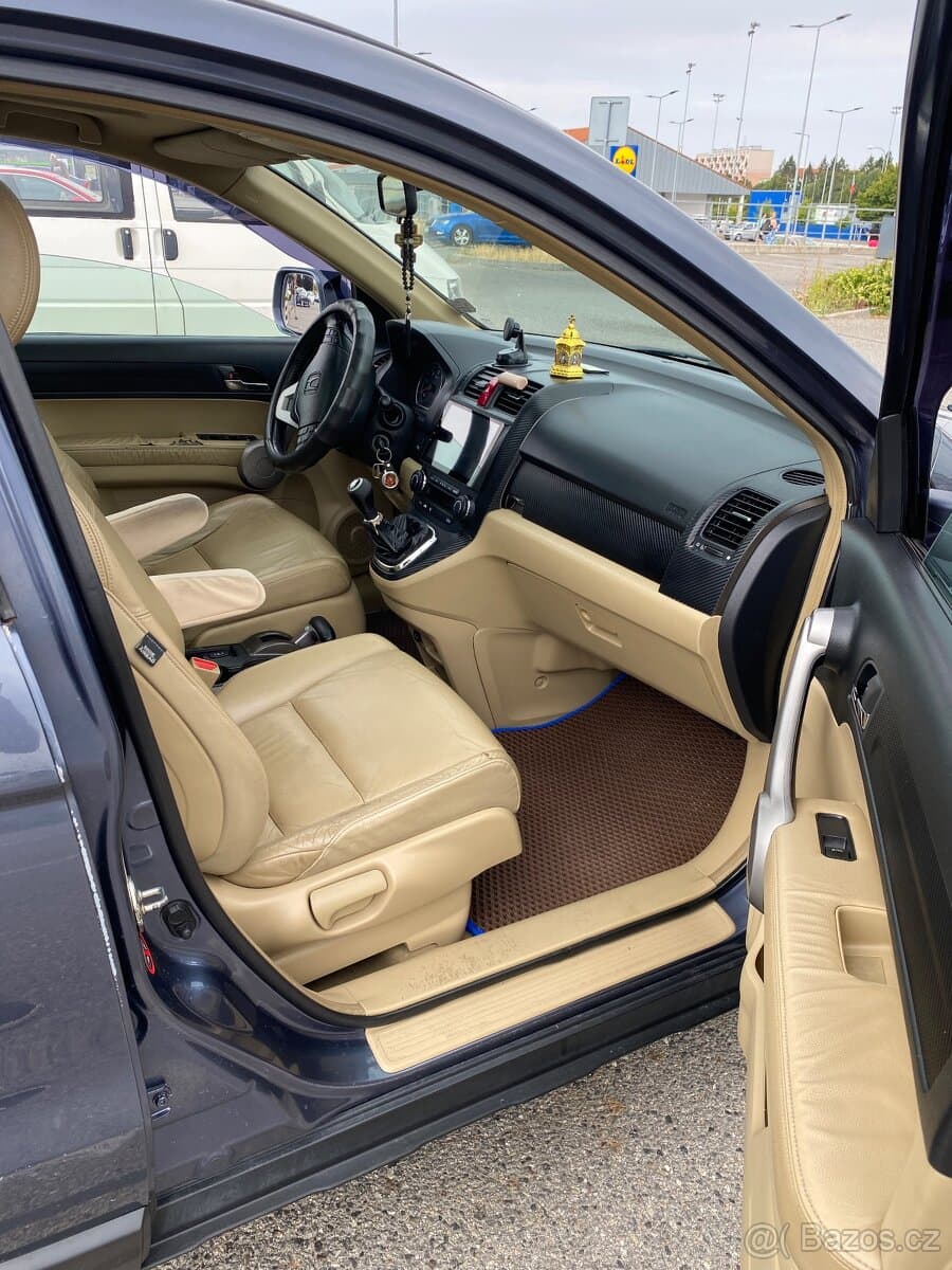 2007 Honda CR-V - 11