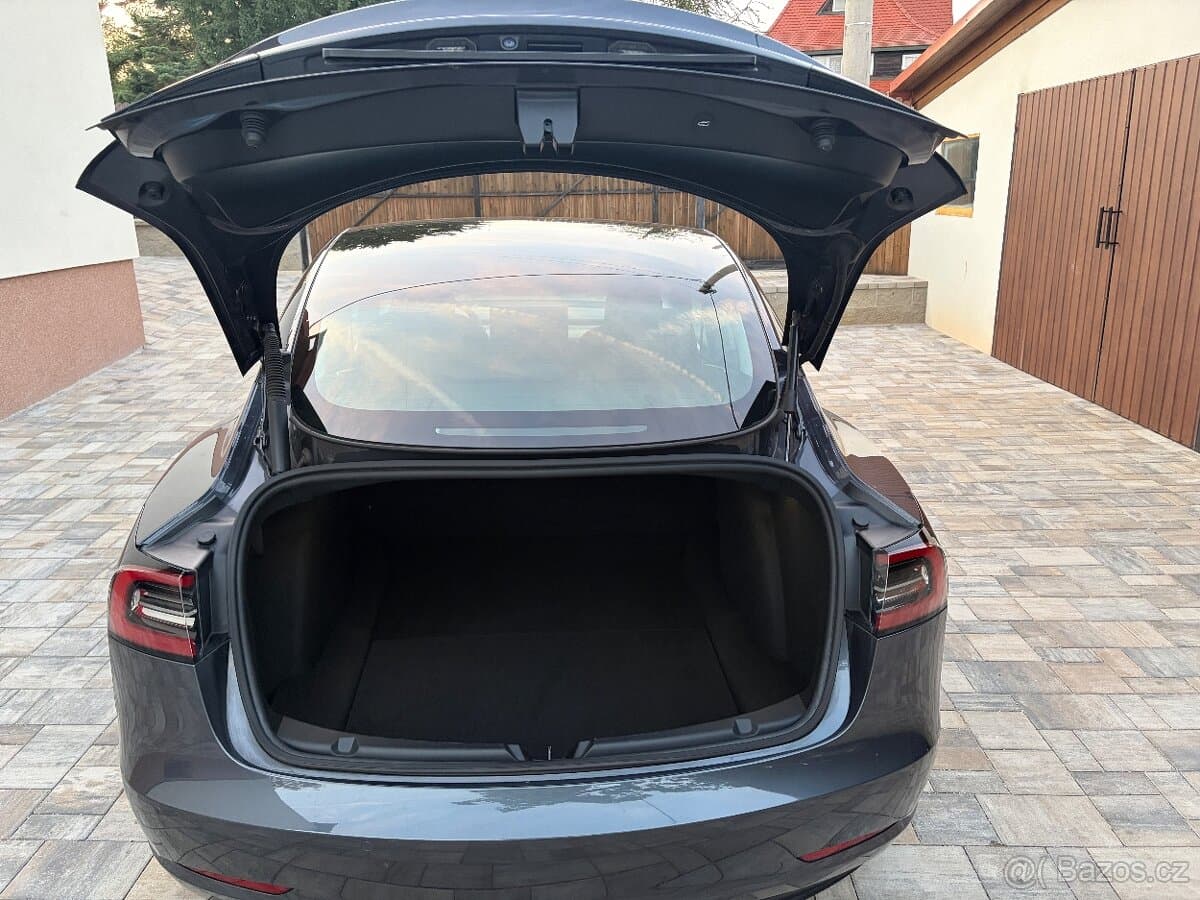 2022 Tesla MODEL 3 - 11