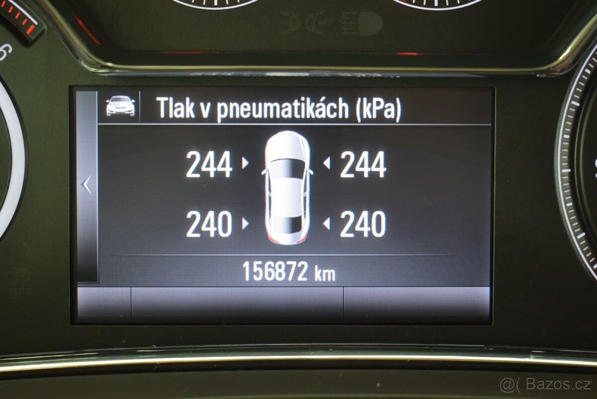 2015 Opel INSIGNIA - 11