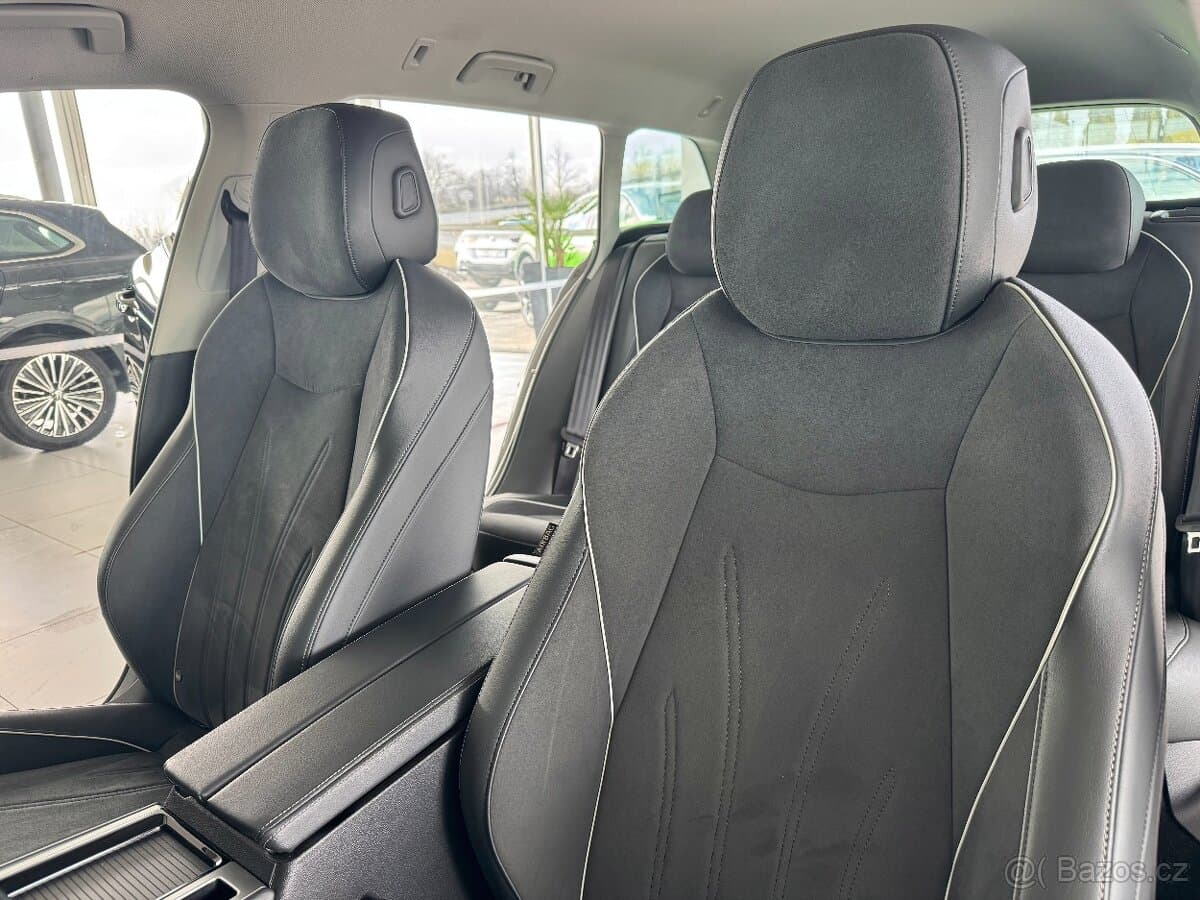 2024 Volkswagen PASSAT - 11