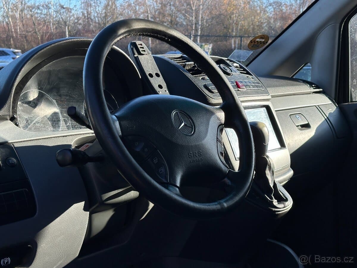 2010 Mercedes-Benz VIANO - 11