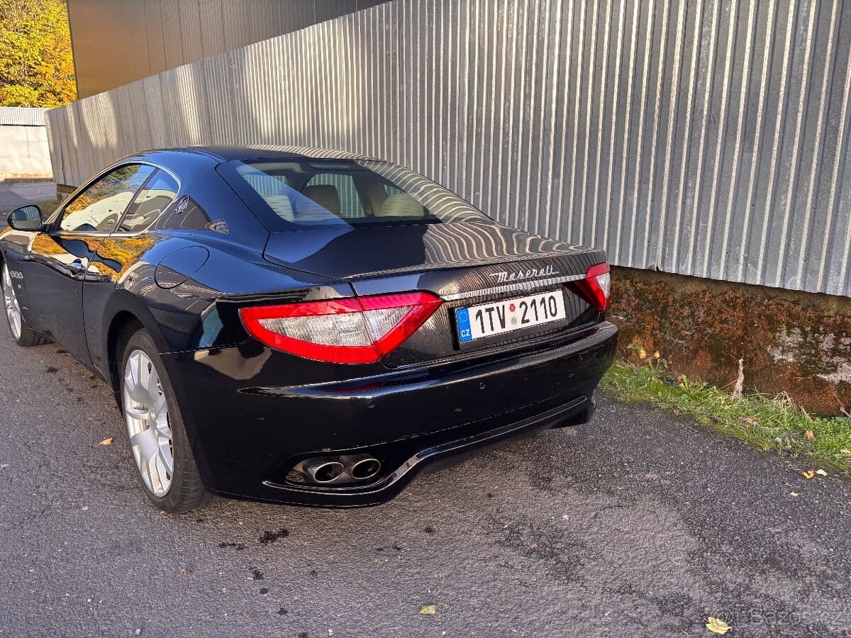 2011 Maserati OSTATNÍ - 11