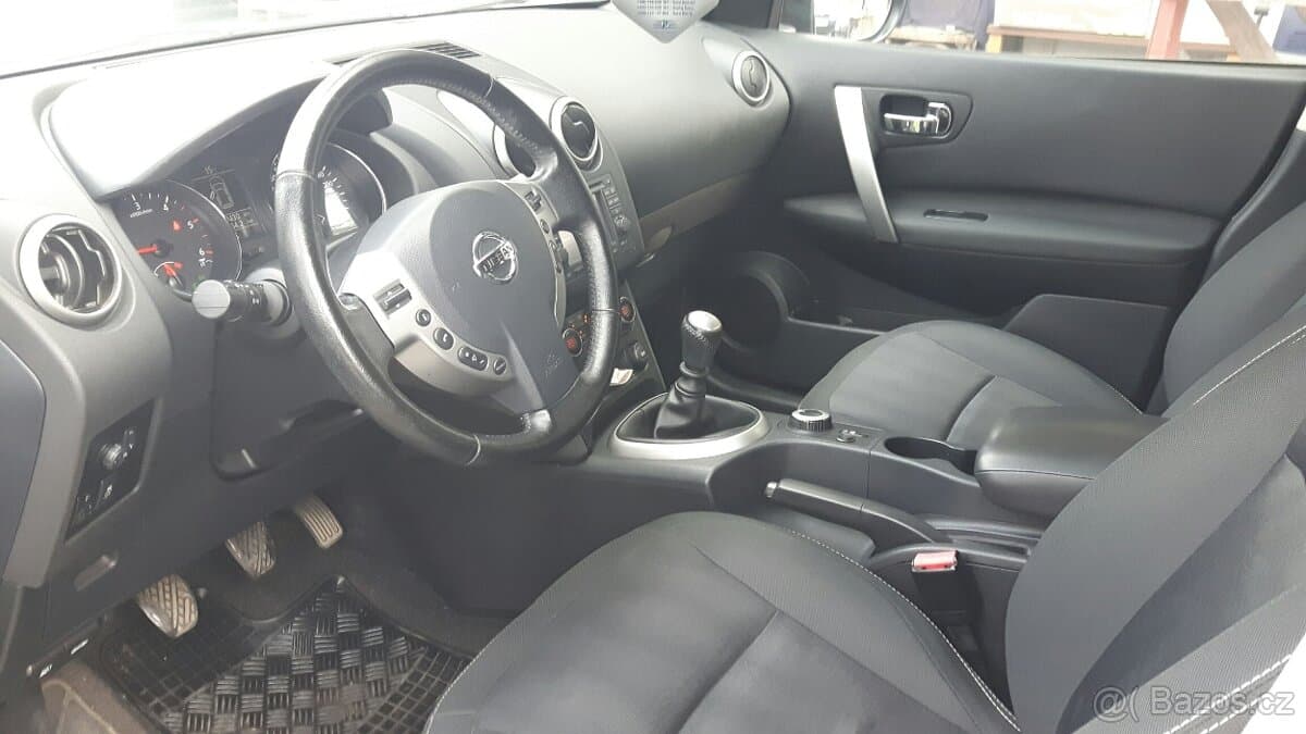 2011 Nissan QASHQAI - 11