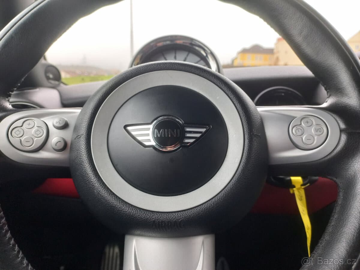 2009 Mini COOPER S - 11