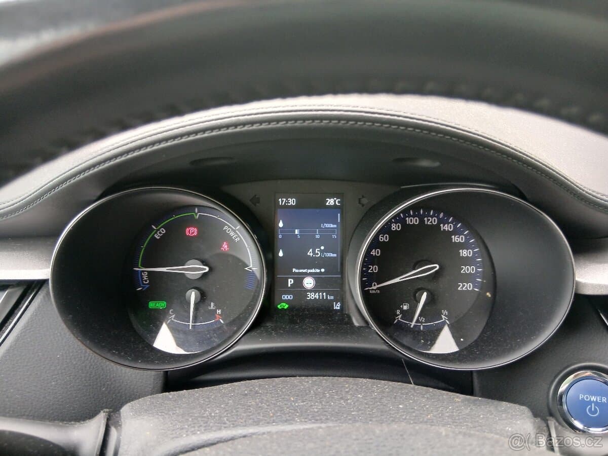 2023 Toyota C-HR - 11