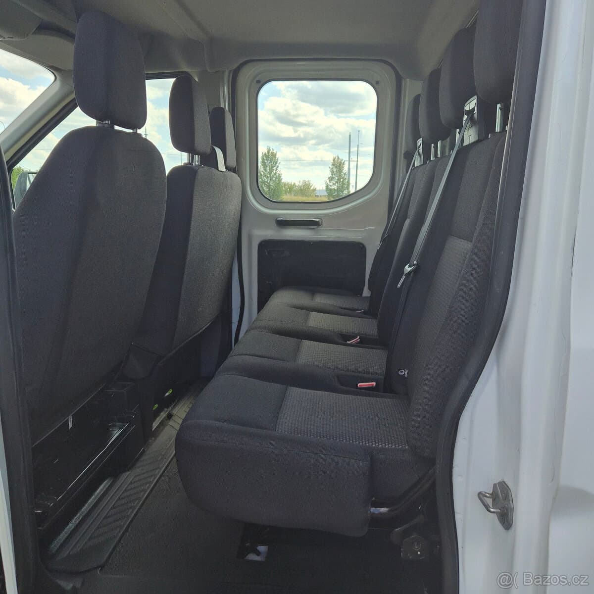 2015 Ford TRANSIT - 11