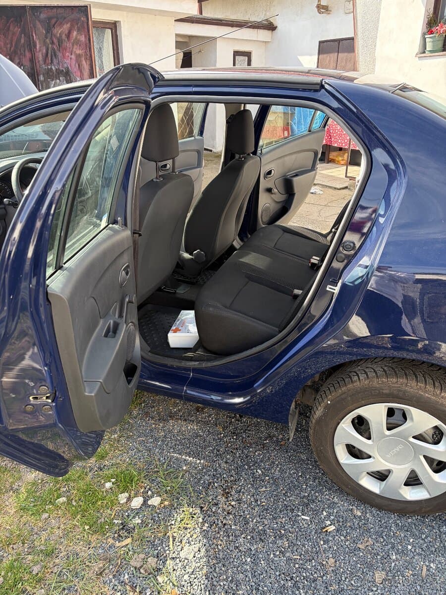 2019 Dacia LOGAN - 11