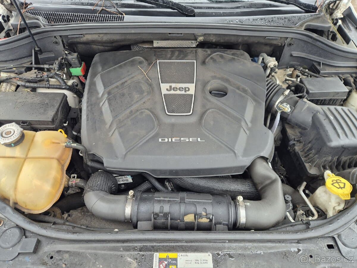 2014 Jeep CHEROKEE - 11