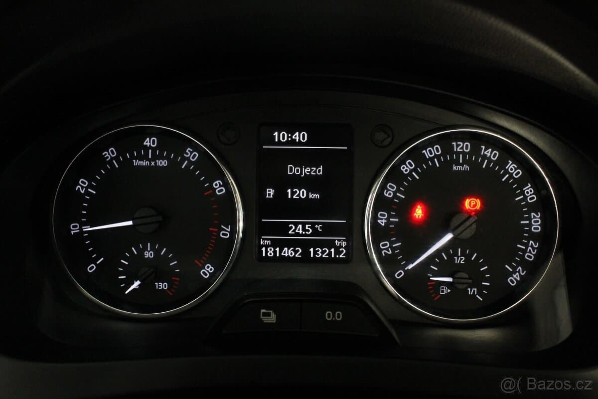 2015 Škoda RAPID - 11