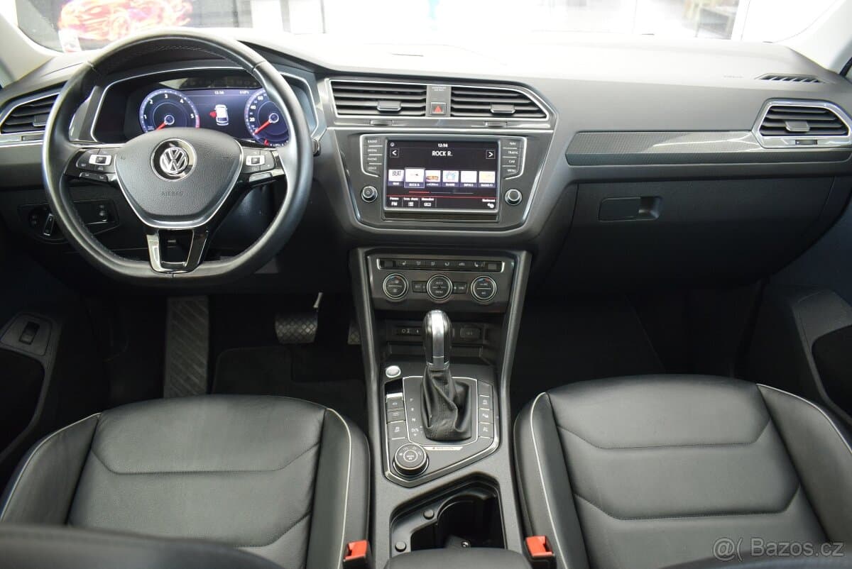 2016 Volkswagen TIGUAN - 11