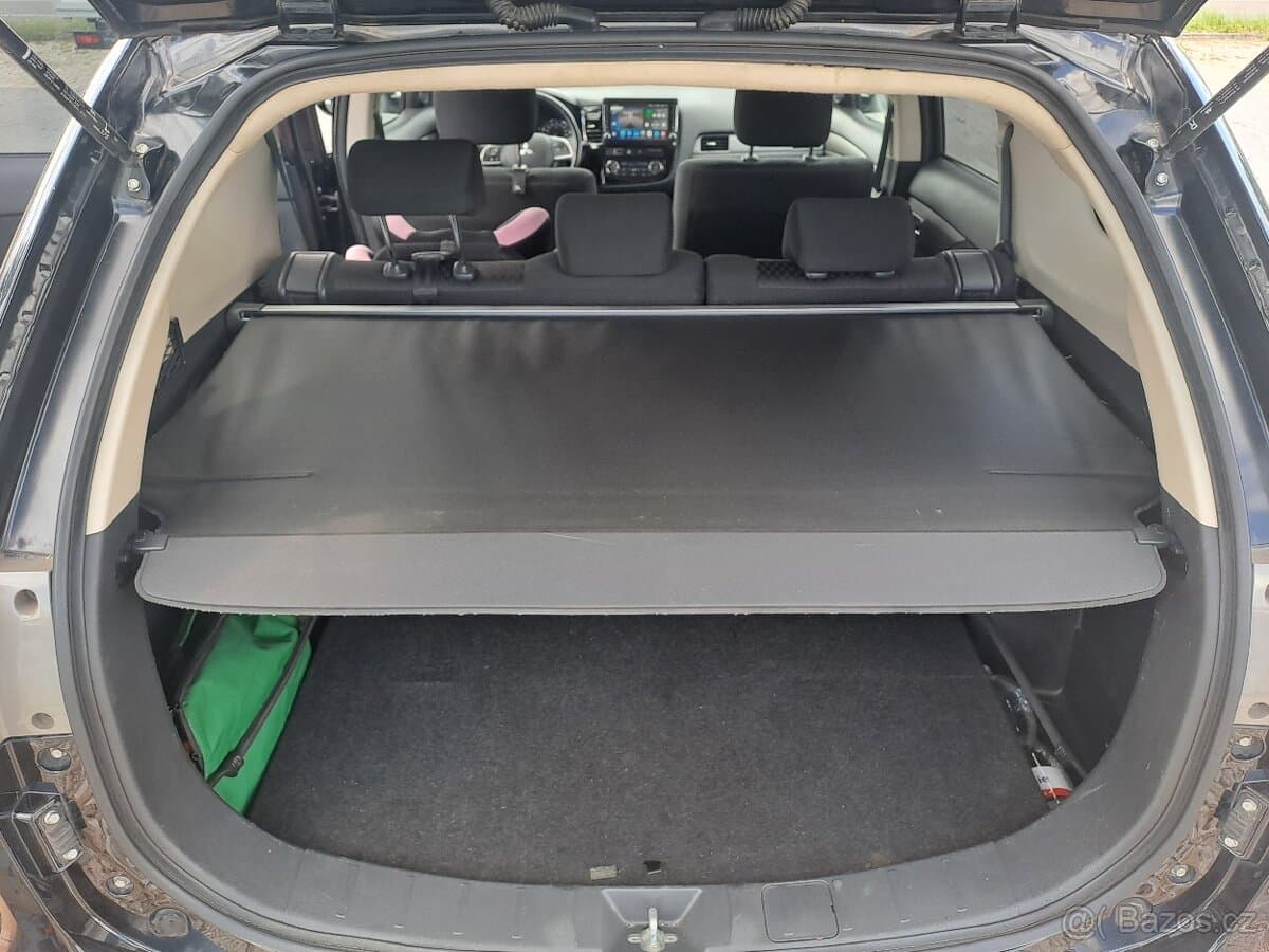 2014 Mitsubishi OUTLANDER - 11