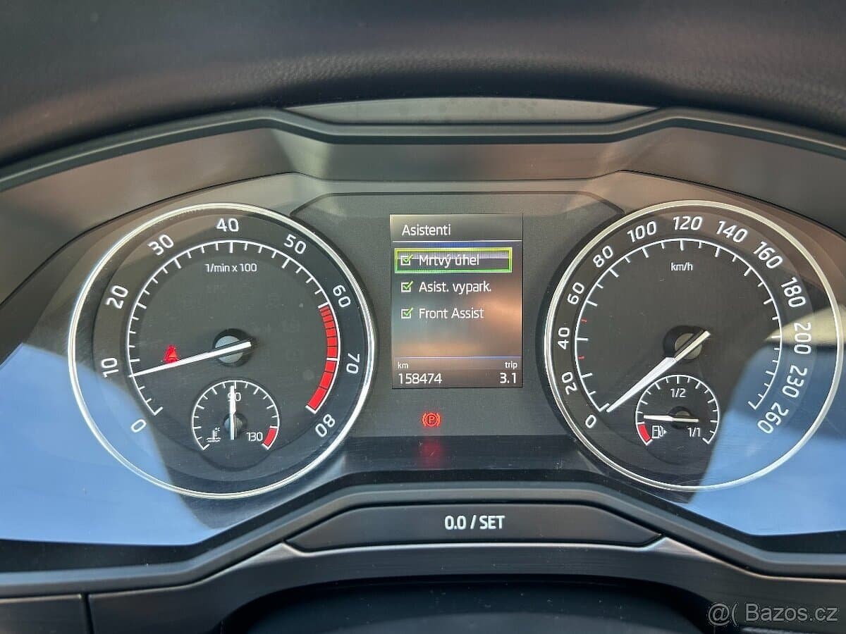 2018 Škoda SUPERB - 11