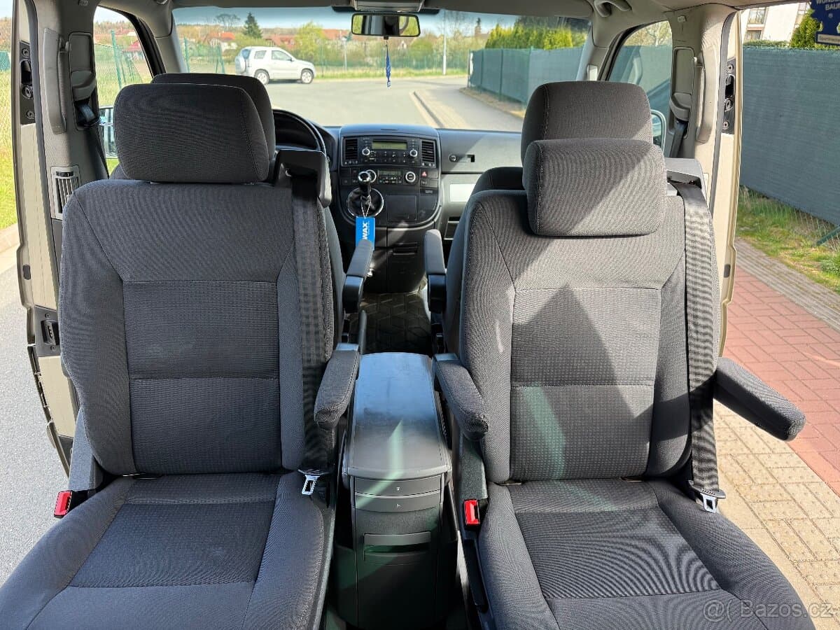 2006 Volkswagen MULTIVAN - 11