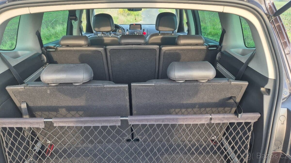 2012 Opel ZAFIRA - 11