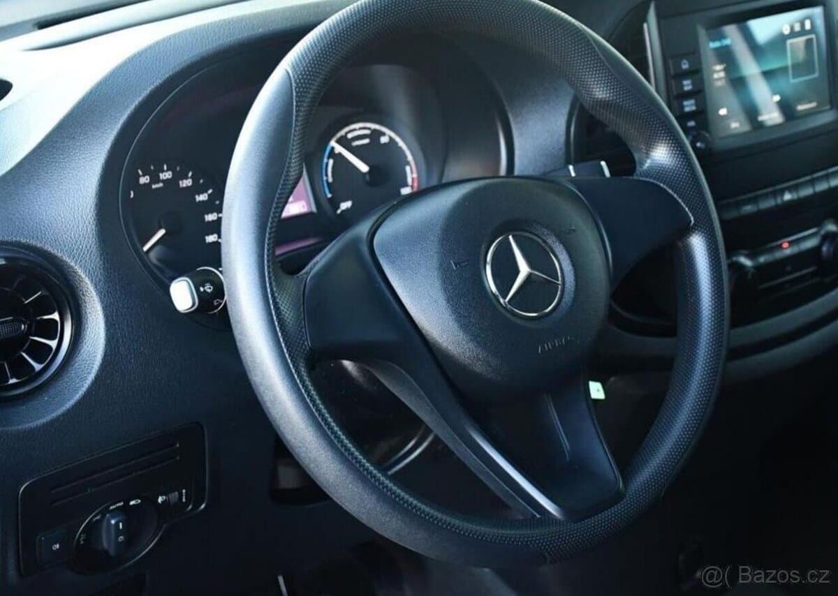 2021 Mercedes-Benz VITO - 11