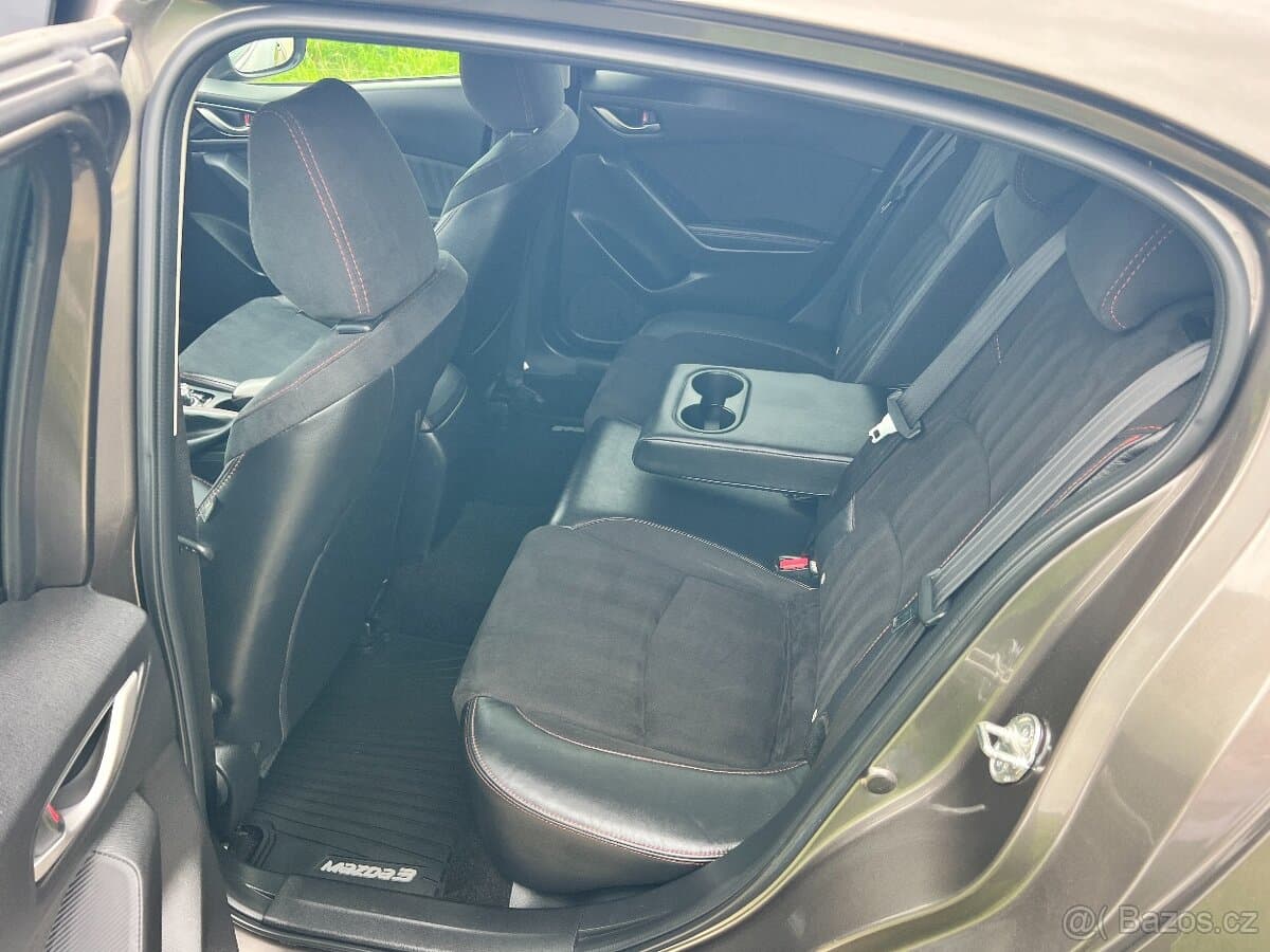 2016 Mazda 3 - 11