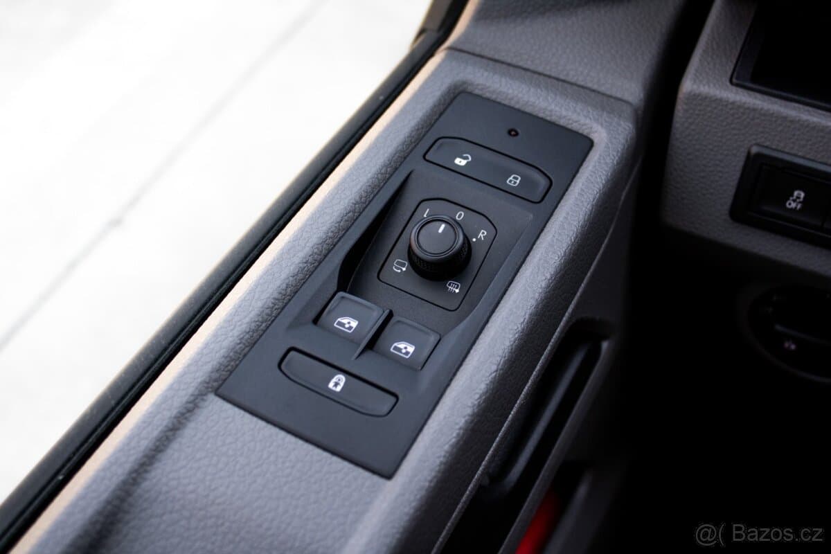 2021 Volkswagen CARAVELLE - 11