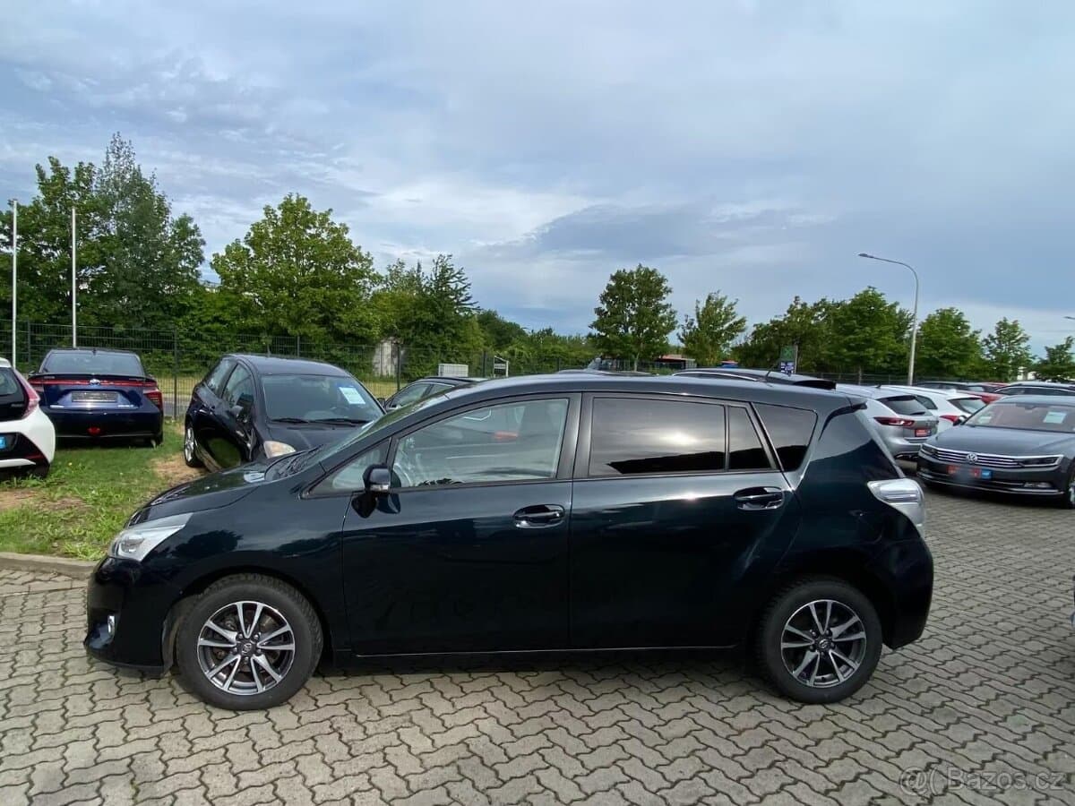 2014 Toyota VERSO - 11