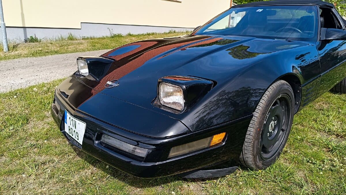 1992 Chevrolet CORVETTE - 11