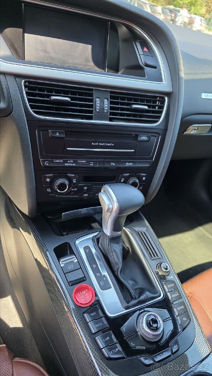 2011 Audi S5 - 11