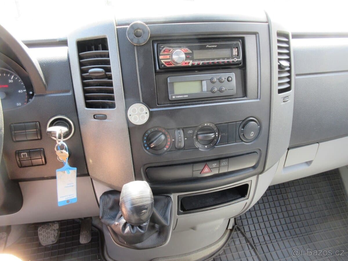 2012 Mercedes-Benz SPRINTER - 11