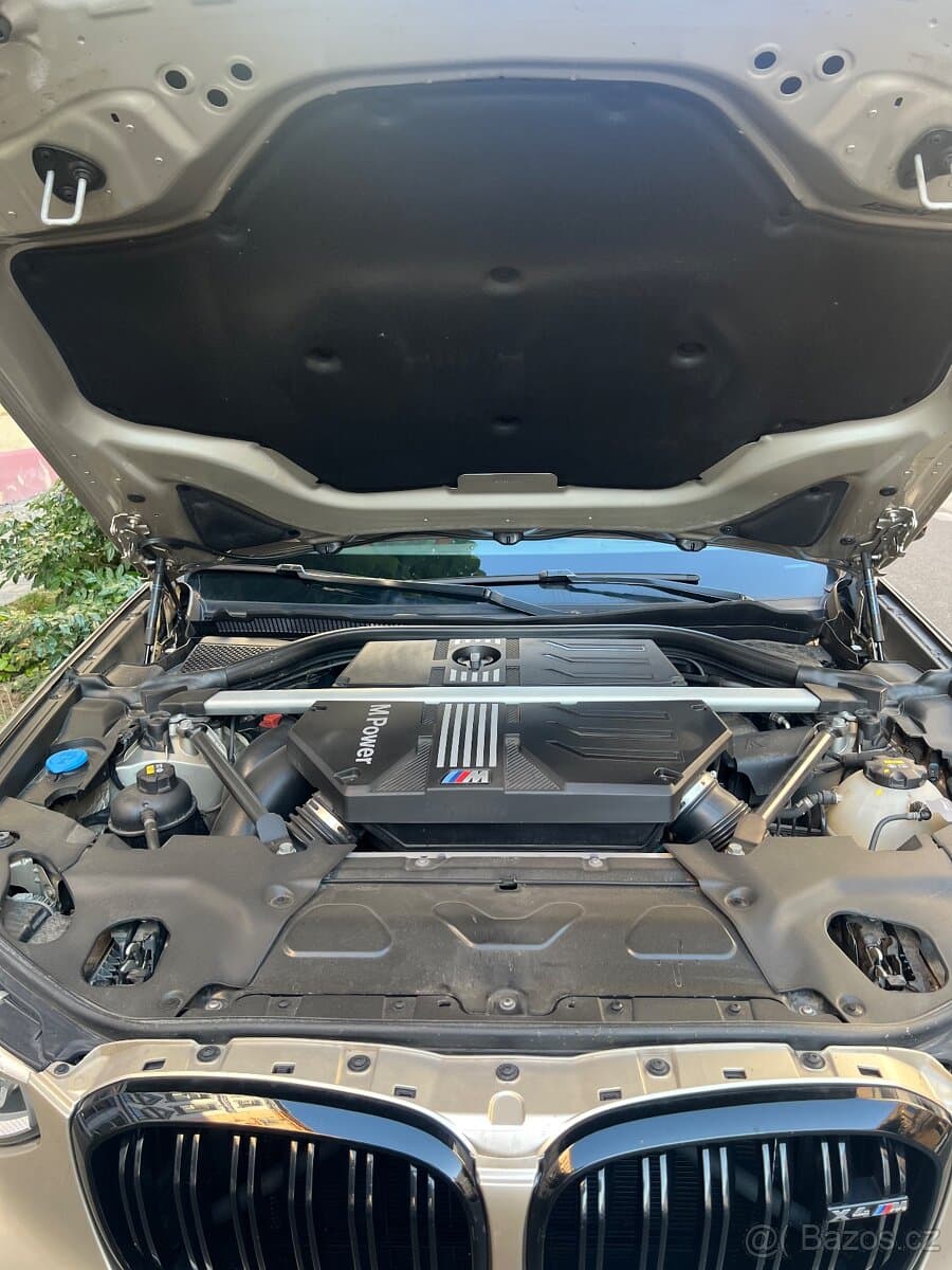 2021 BMW X4 - 11