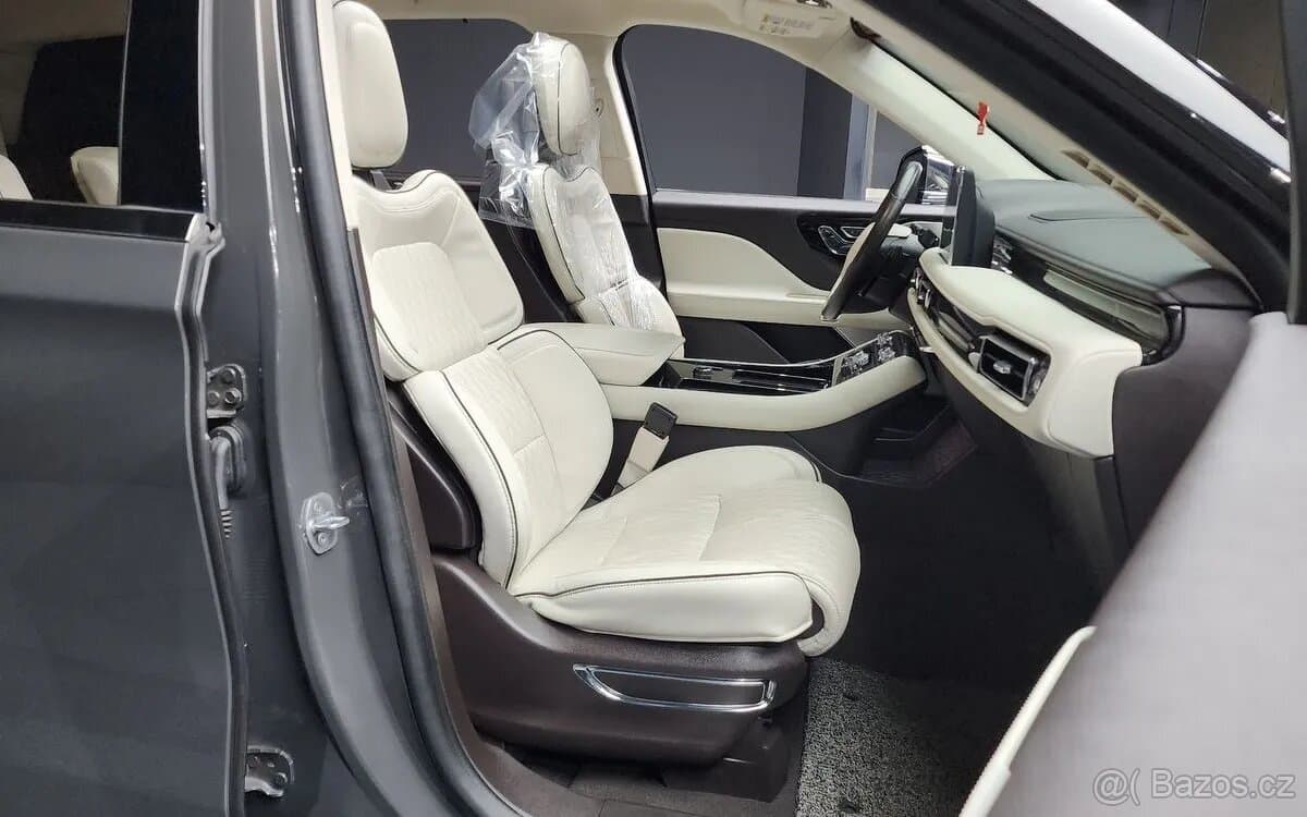 2020 Lincoln OSTATNÍ - 11