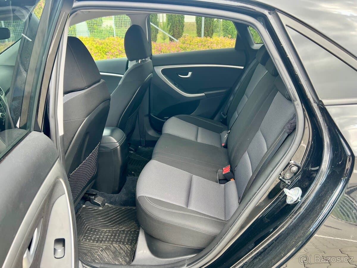2013 Hyundai i30 - 11