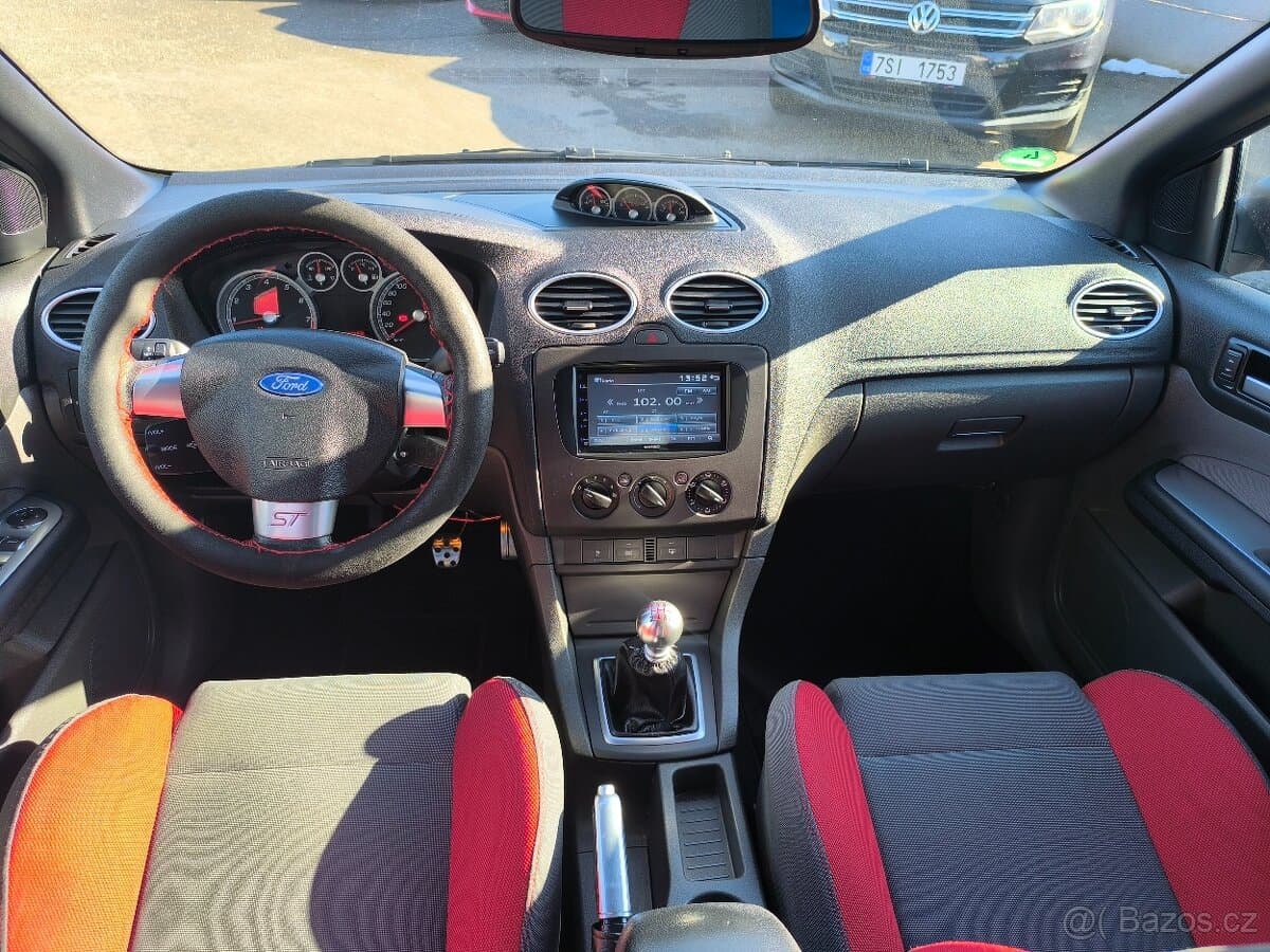2007 Ford FOCUS - 11