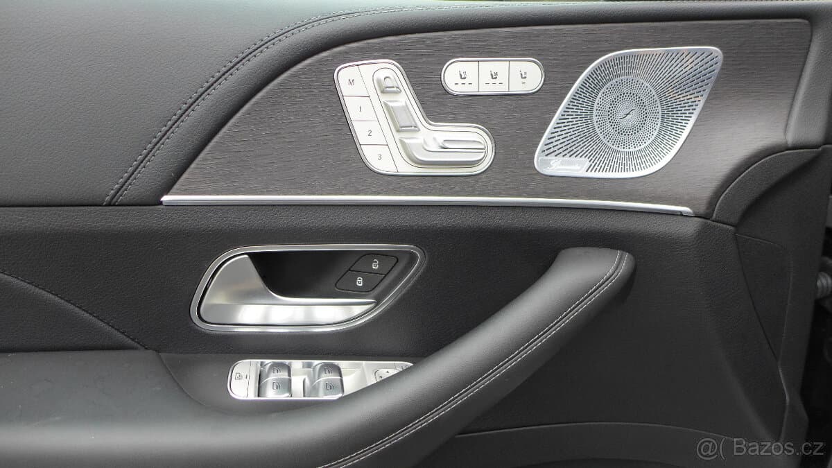 2020 Mercedes-Benz GL - 11