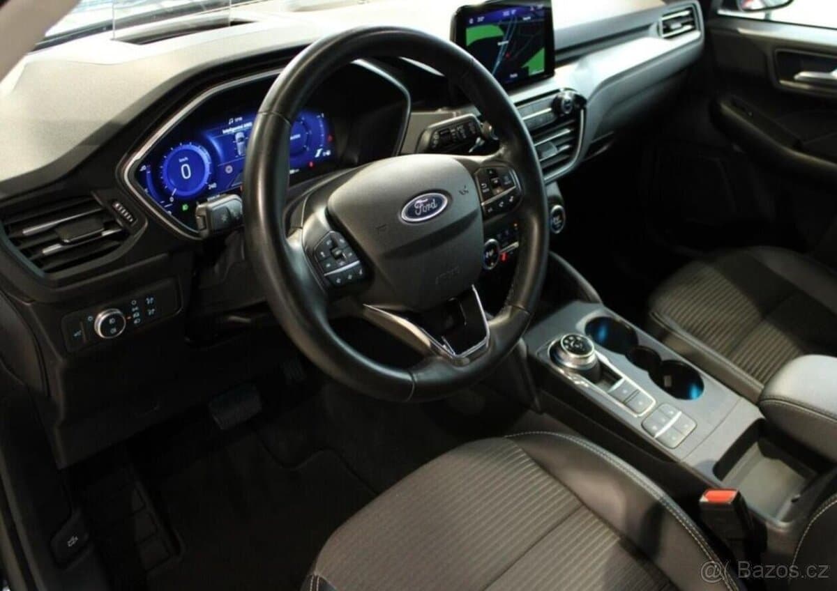 2022 Ford KUGA - 11
