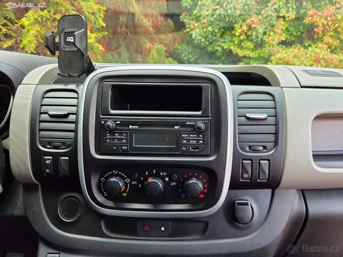 2017 Renault TRAFIC - 11