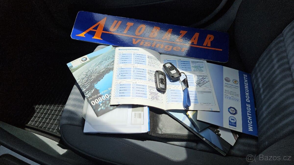 2005 BMW 1-SERIES - 11