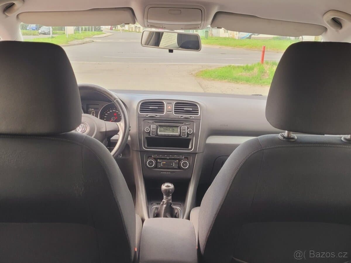 2009 Volkswagen GOLF - 11