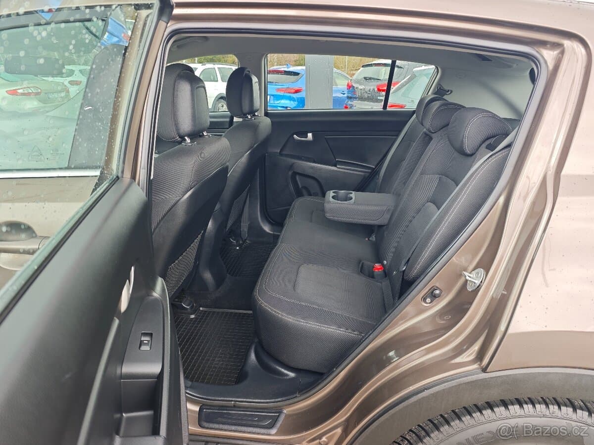 2012 Kia SPORTAGE - 11