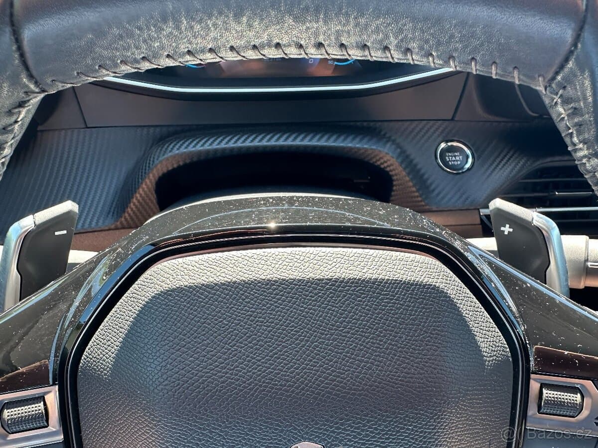 2020 Peugeot 208 - 11