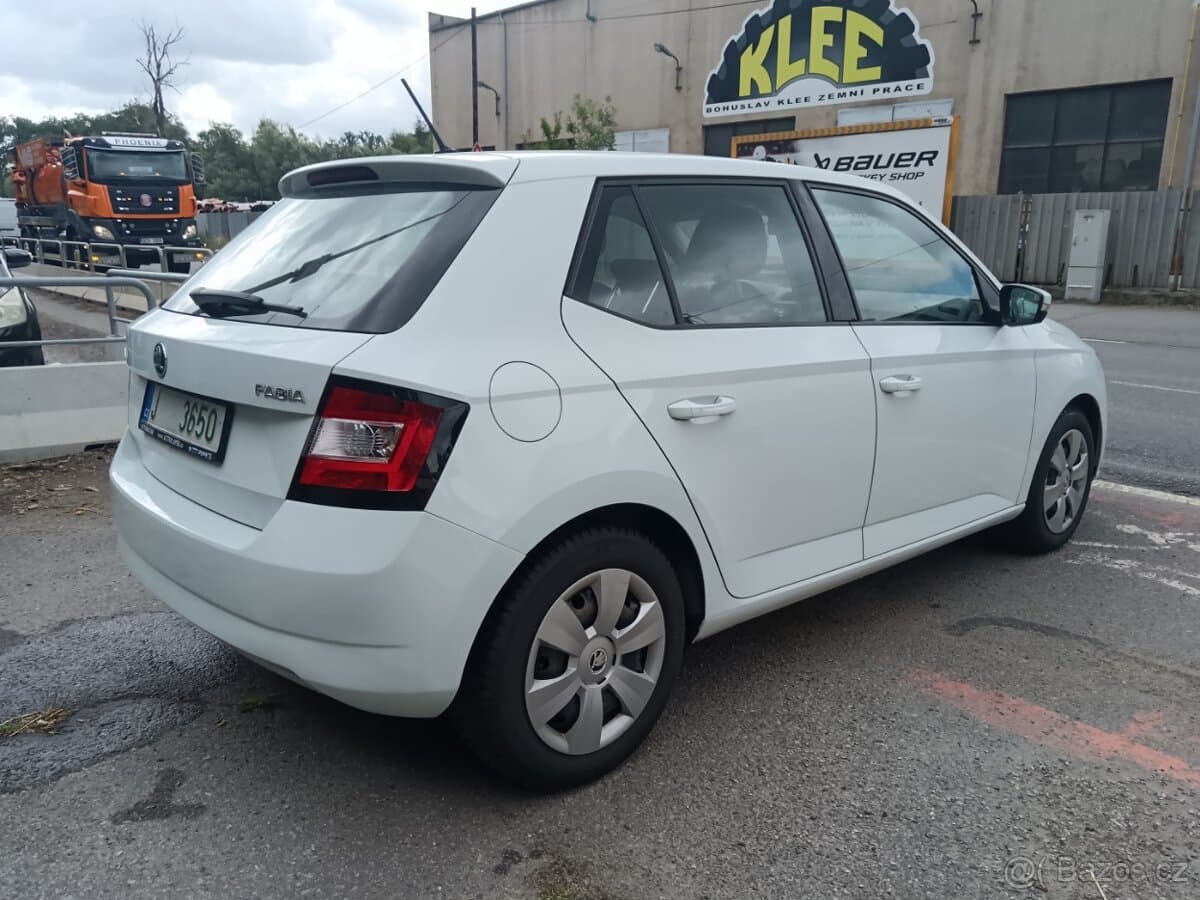 2016 Škoda FABIA - 11