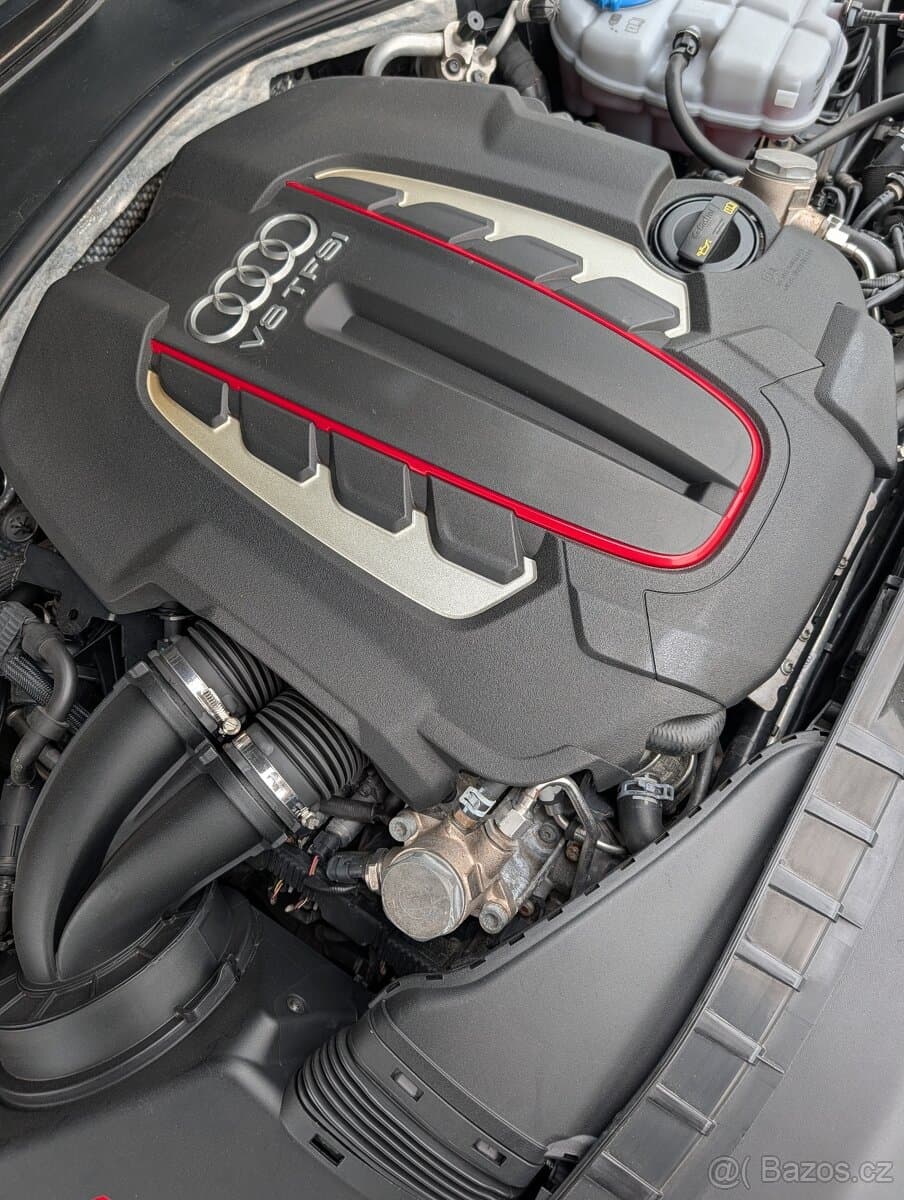 2012 Audi S7 - 11