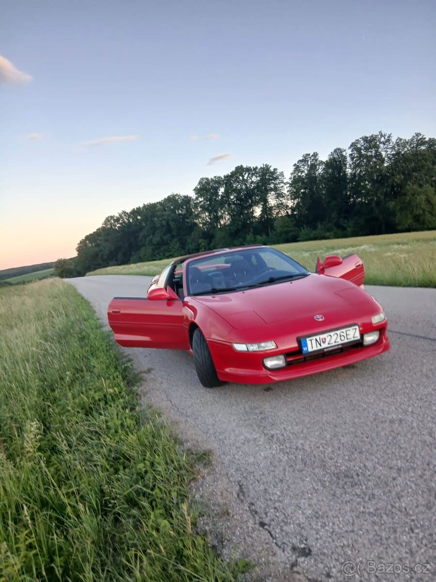 1994 Toyota MR2 - 11