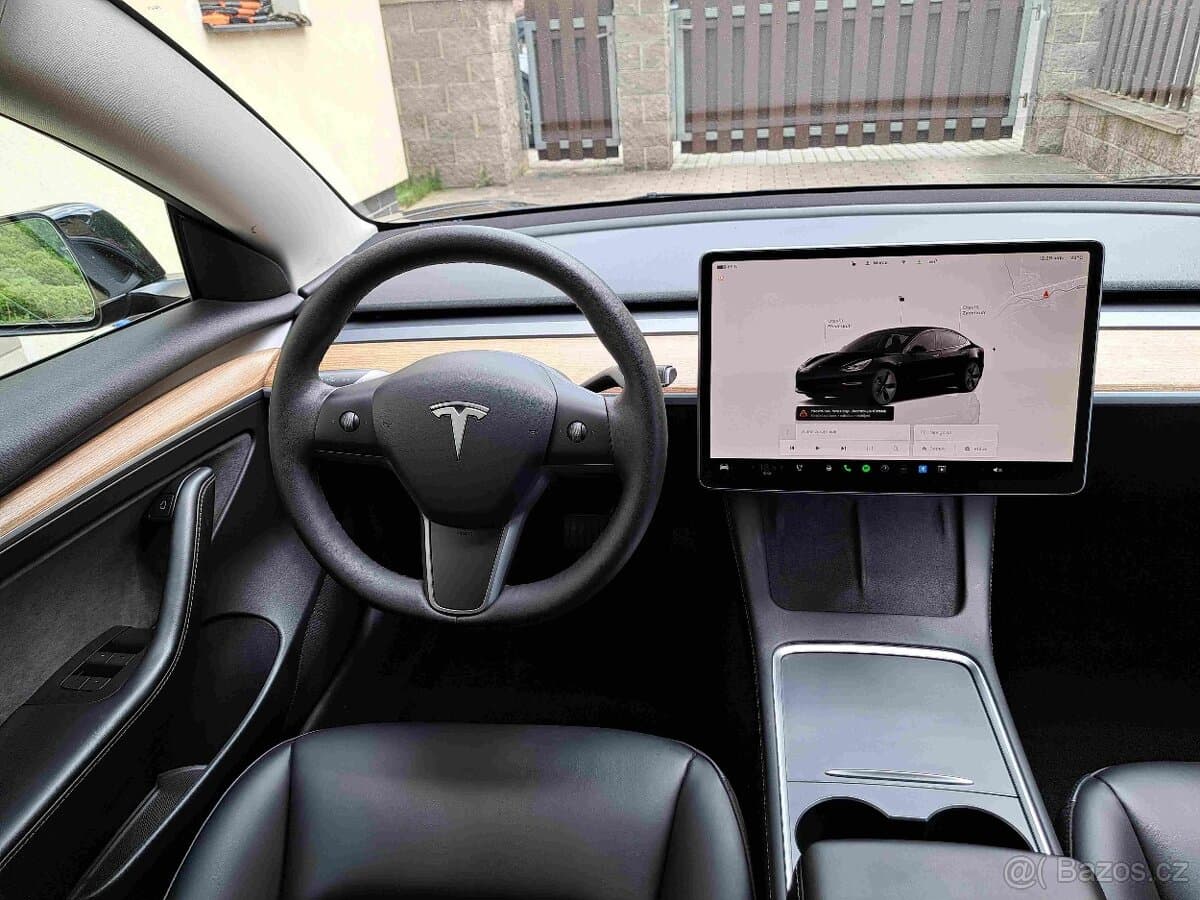 2023 Tesla MODEL 3 - 11