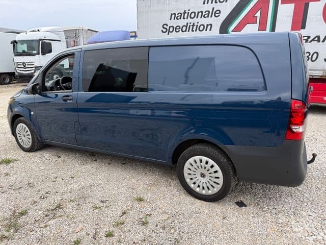 2022 Mercedes-Benz VITO - 11