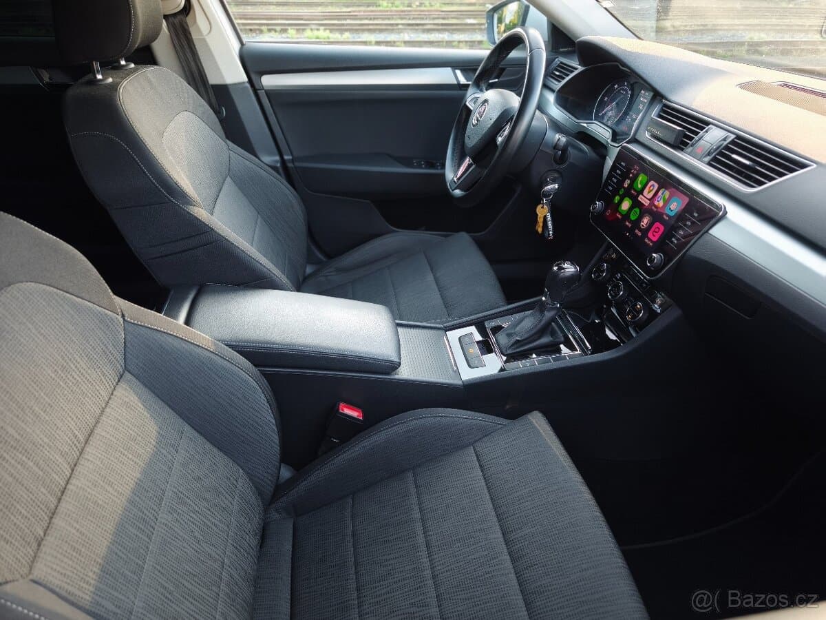 2017 Škoda SUPERB - 11