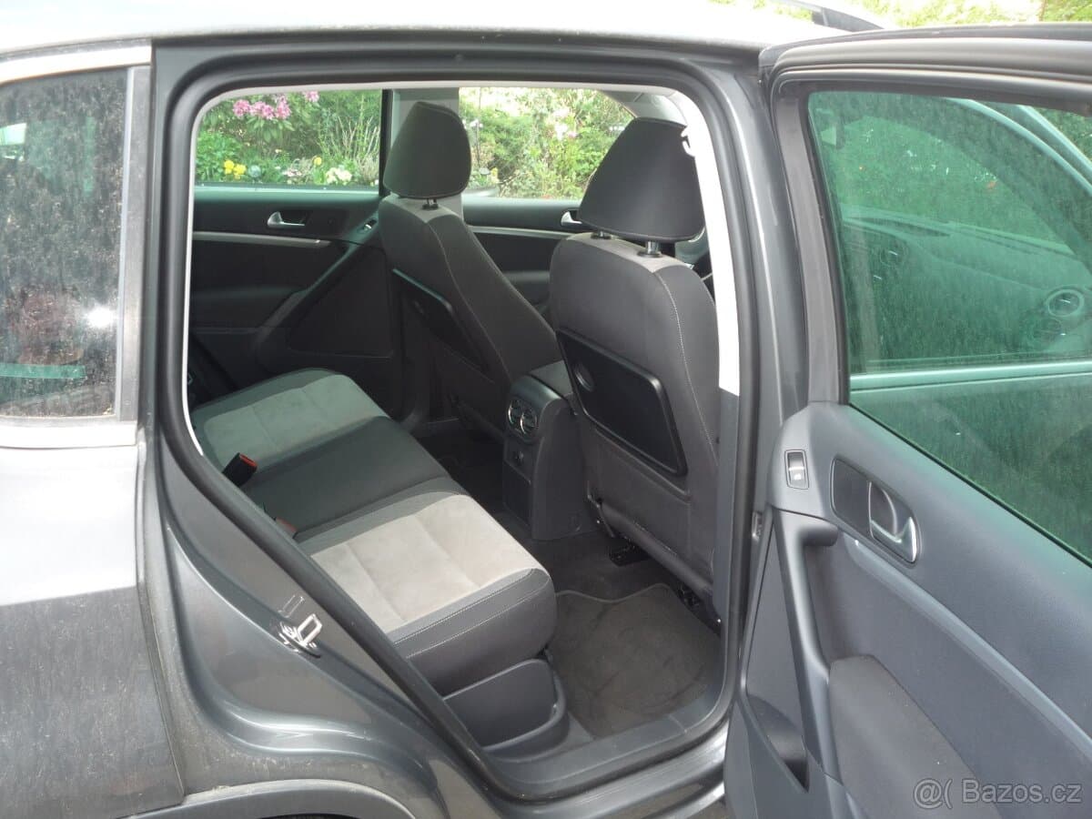 2013 Volkswagen TIGUAN - 11
