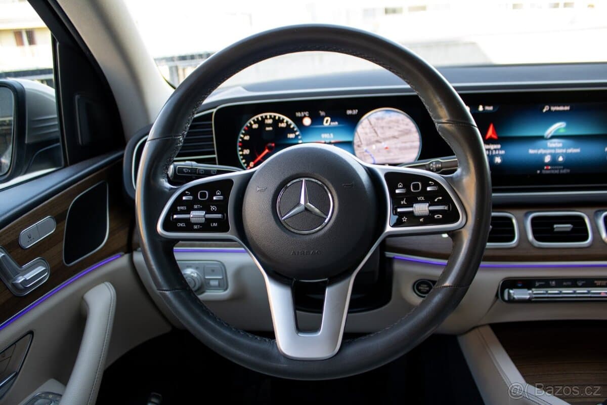2019 Mercedes-Benz GL - 11