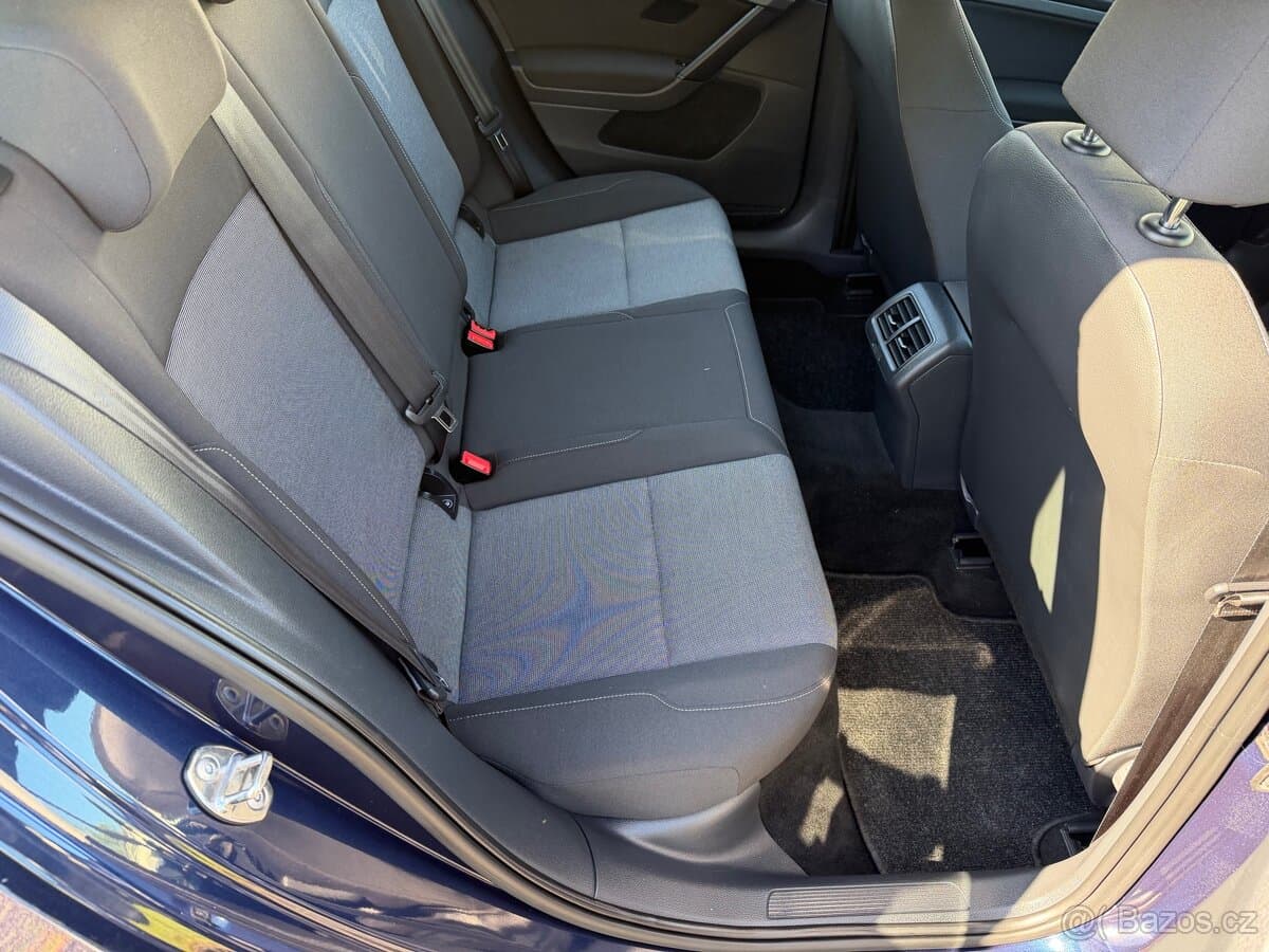 2013 Volkswagen GOLF - 11