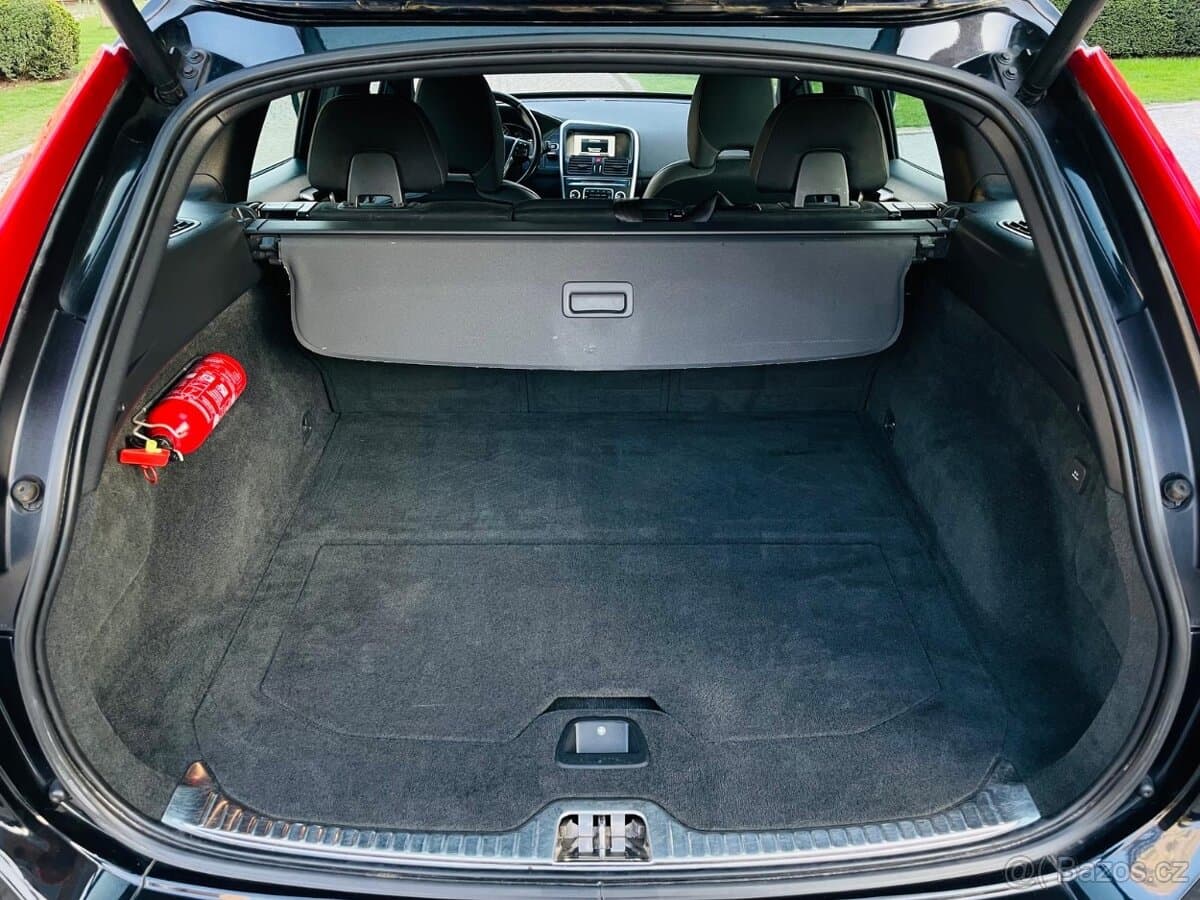 2014 Volvo XC60 - 11